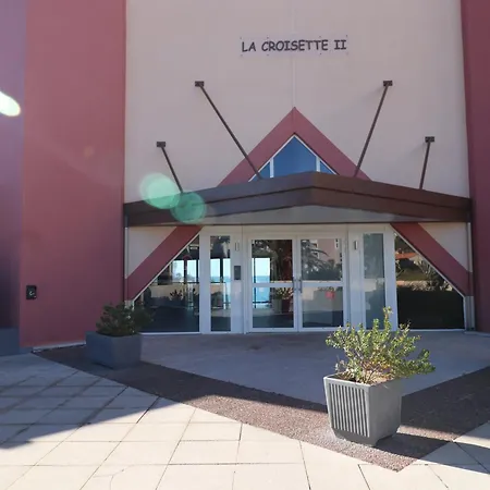 Rdc A Sete: 3 Pieces, Piscine, Acces Plage, Parking, Wifi - Fr-1-472a-167 *